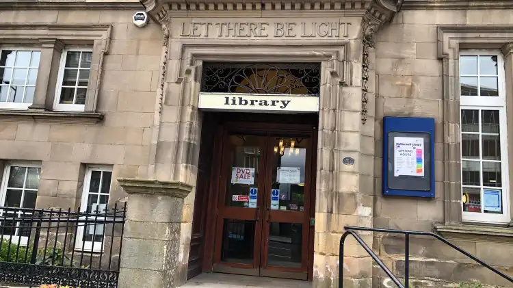 Hotels near Motherwell Library