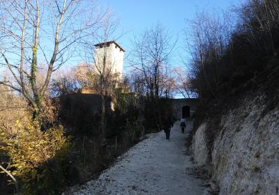 Castello di Torri di Credazzo