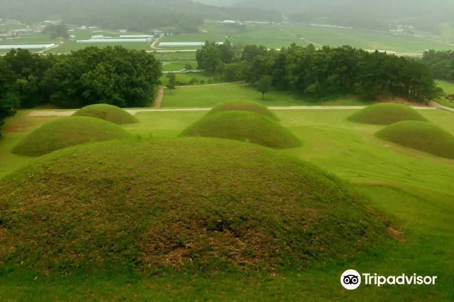 Baekje Royal Tombs Park