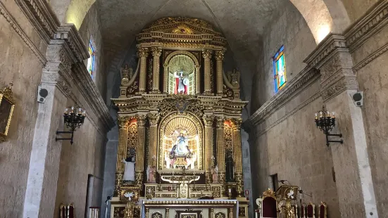 Iglesia de San Miguel Arcángel