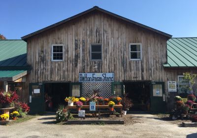 Dutton Farm Stand