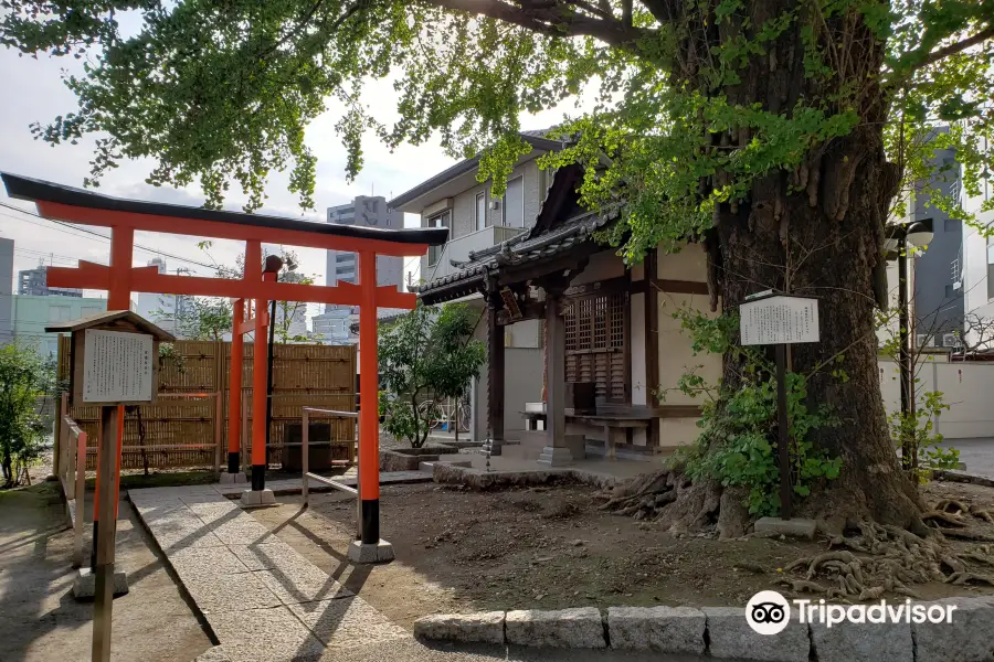 稼穡(かしょく)稲荷神社(伏見稲荷大社の分霊)