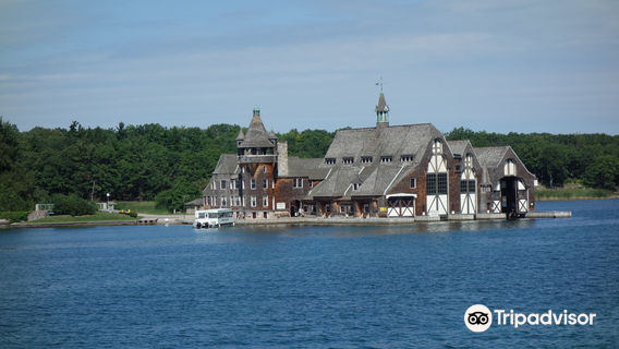 Boldt Castle & Boldt Yacht House