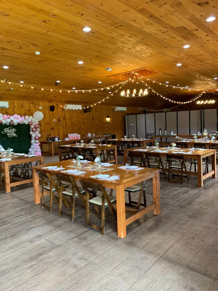 Hotel di Knowlton Township