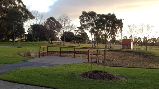 Keeley Park Outdoor Gym