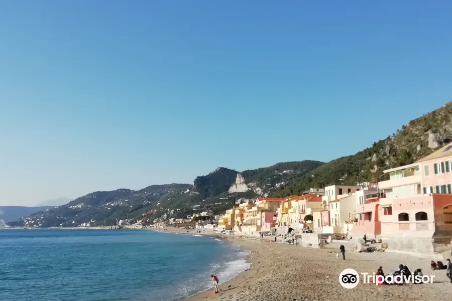 Varigotti Beach