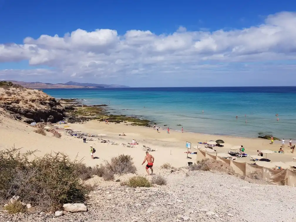 Hotels near Playa Esmeralda