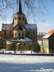 Kath. Pfarrkirche Basilika St. Godehard