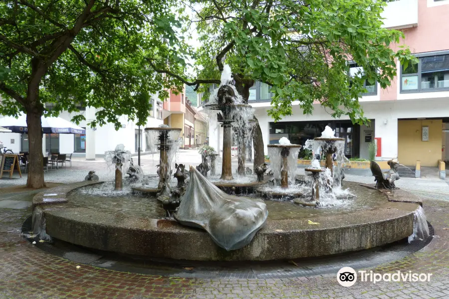 Elwetritsche-Brunnen, Neustadt an der Weinstraße - Prof. Rumpf (1)