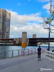 Lake Point Tower Condominium