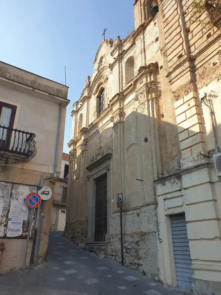 Hotels in Caulonia