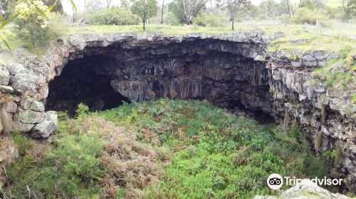 Byaduk Caves