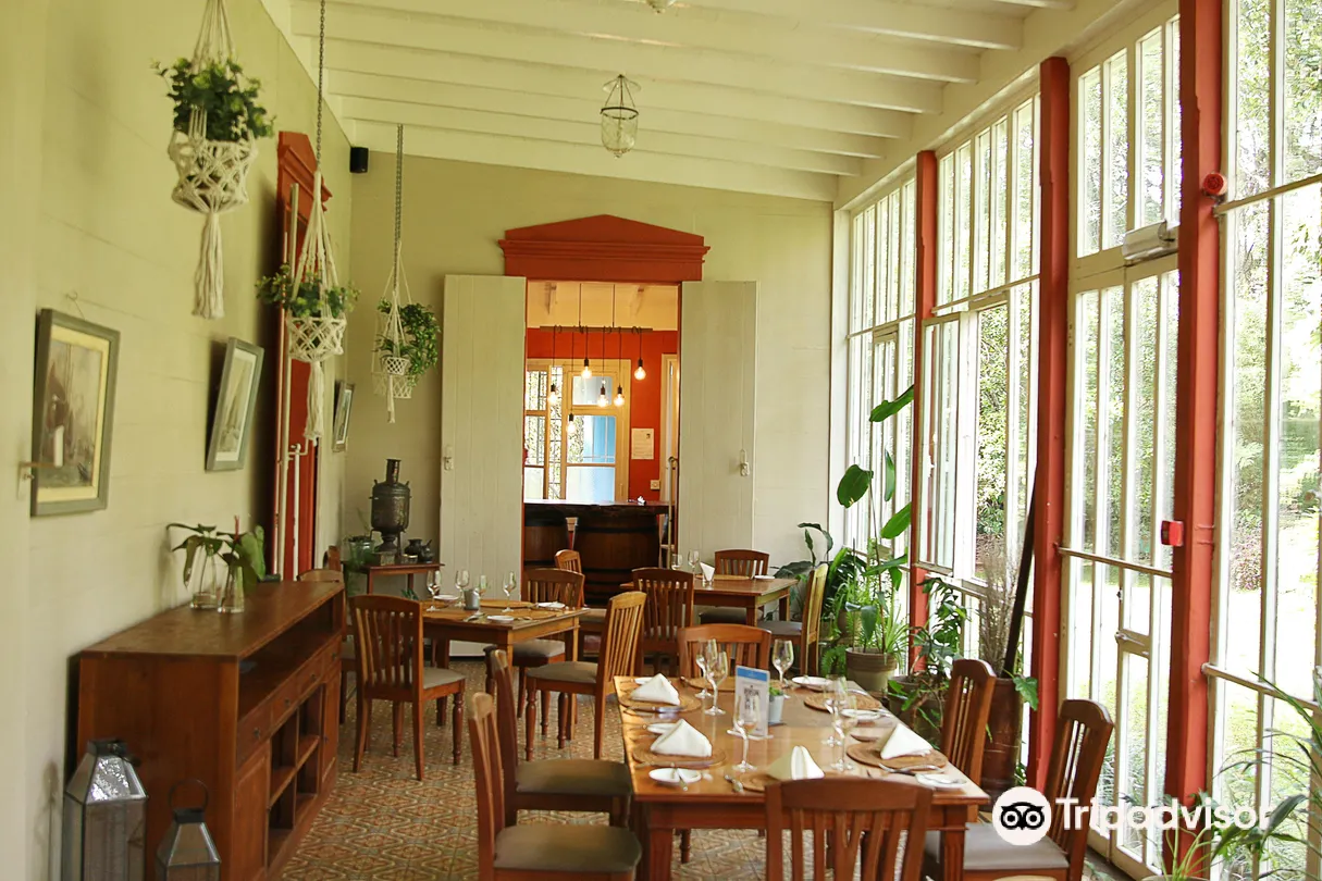 Cafe des Domaine Des Aubineaux