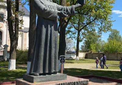 Памятник Симону Будному