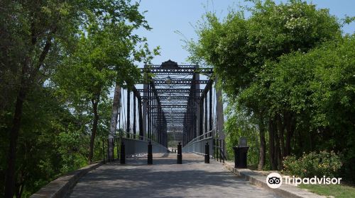 Faust St Bridge