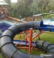 Taman Wisata Air Rumah Kayu （TWARK）