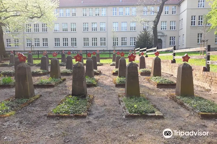 Sowjetischer Friedhof