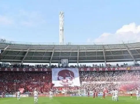 都靈奧林匹克體育場