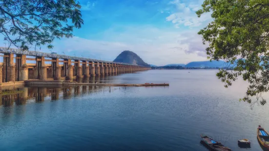 Prakasam Barrage