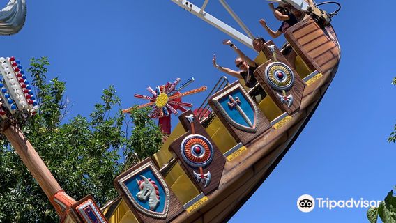 Cliff's Amusement Park