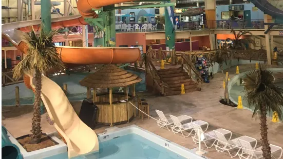 H2Oasis Indoor Waterpark