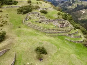 Cojitambo Ruines