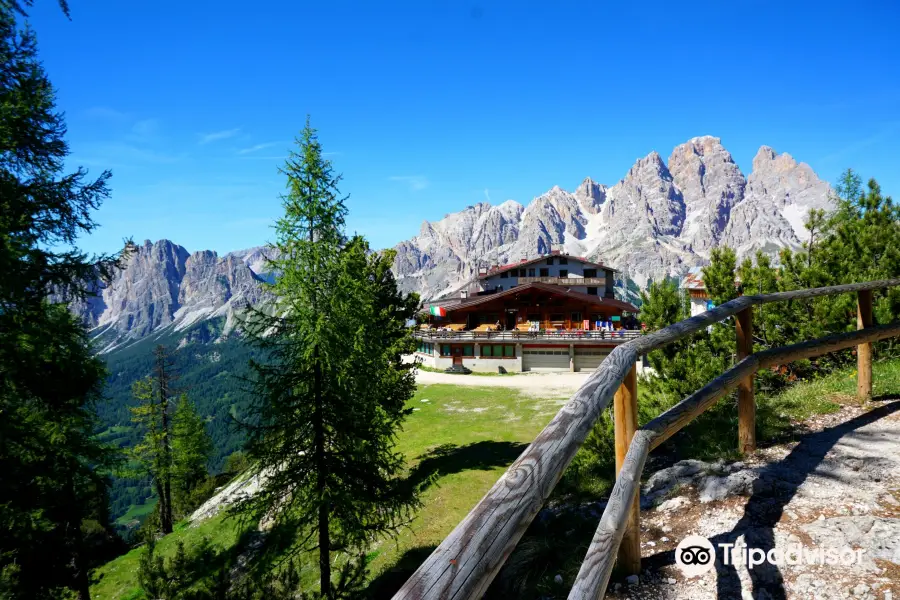 Faloria cable car