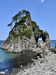 Tsurigane Cave