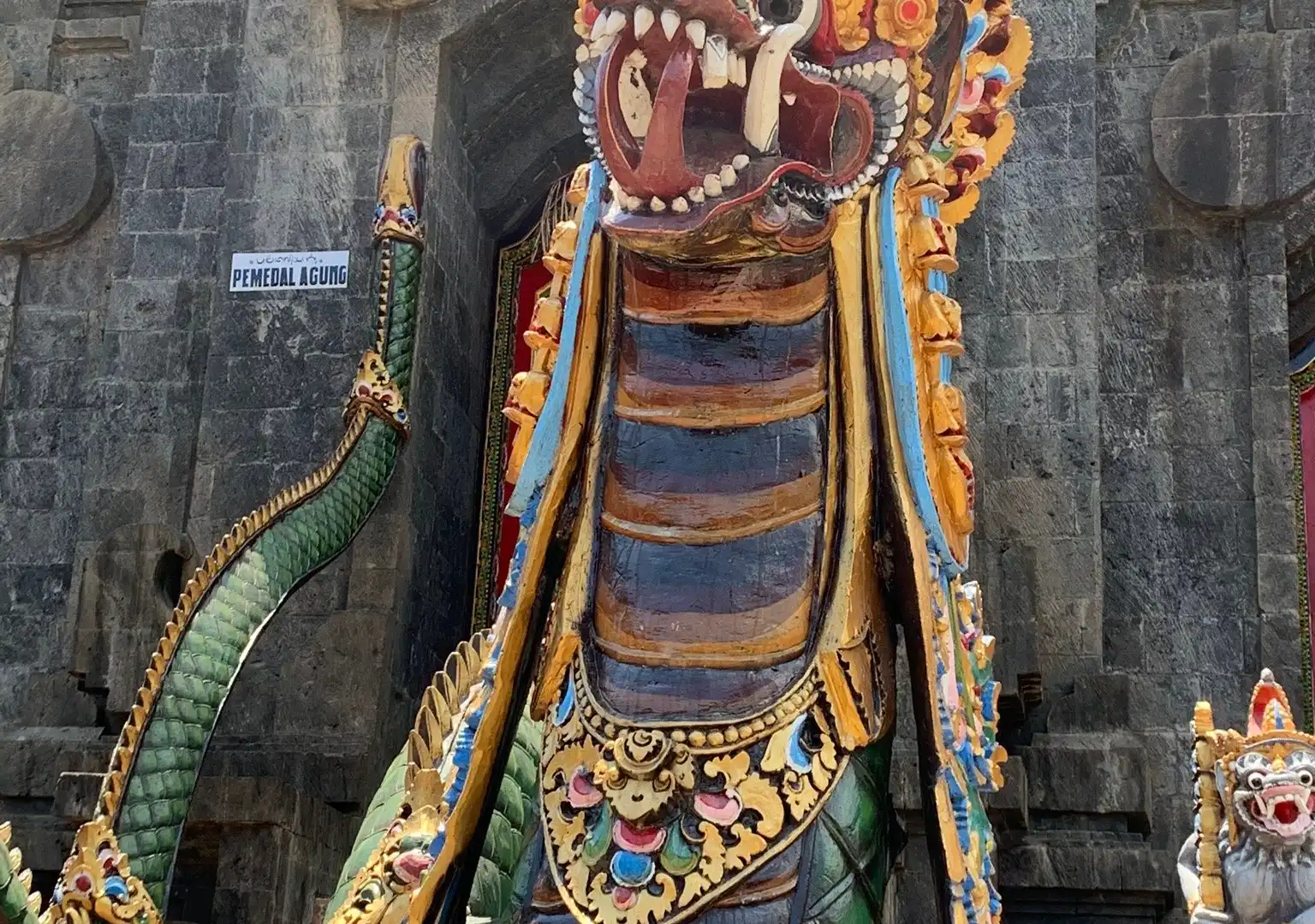 Hoteles cerca de Pulaki Temple (Pura Pulaki)