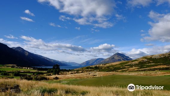 Jack's Point Golf Course & Restaurant