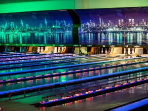 Bowling Stadium Colomiers - Laser Game - Quiz Game - Karaoké Box - Restaurant - Billard - Club