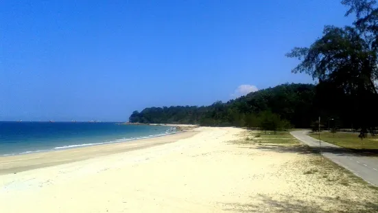 Teluk Kalong Beach