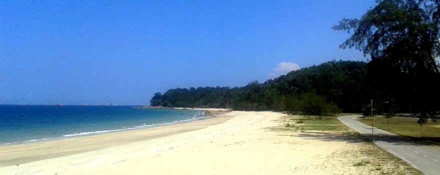 Teluk Kalung Beach