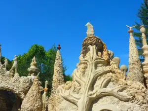 Palais Ideal du Facteur Cheval