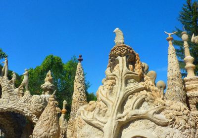 Palais Idéal du Facteur Cheval