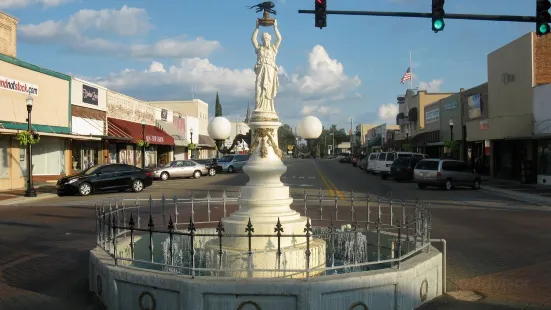 Boll Weevil Monument