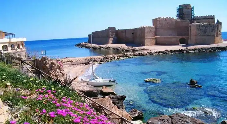 Hotels in Le Castella