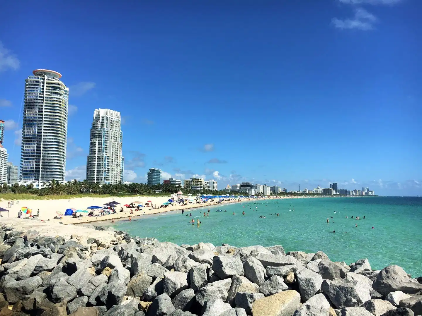 Hotels near South Pointe