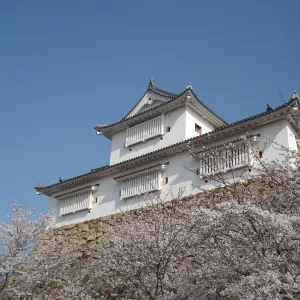 津山城