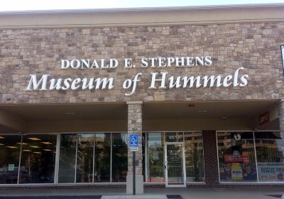 Donald E. Stephens Museum of Hummels