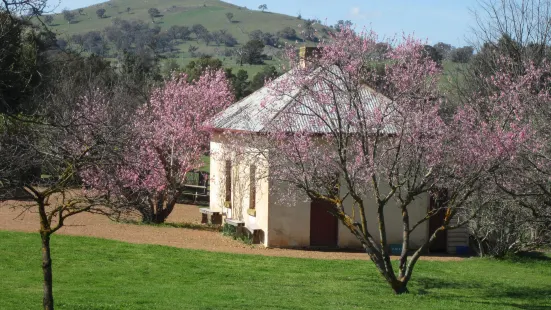 Cooma Cottage