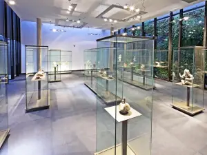 Casa del Alabado Museum of Pre-Columbian Arrt