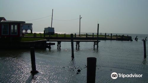 Indianola Fishing Marina, Restaurant Bar & Grill in Port Lavaca