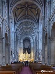 Basílica de Sainte-Anne d'Auray
