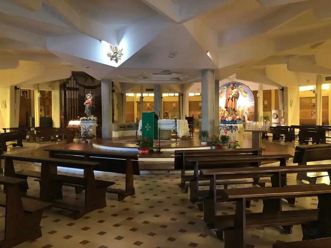 Hotels near Santuario Cuore Immacolato Di Maria