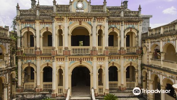 Hoang A Tuong Palace