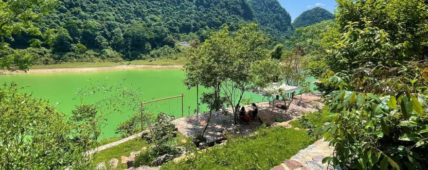 Hồ Thang Hen