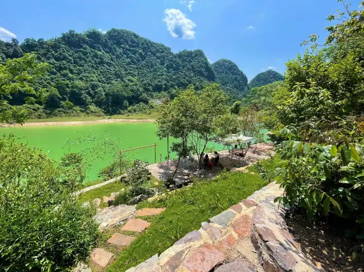 Hotels in Quoc Toan
