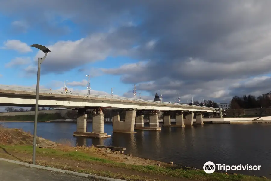 Olginskiy Bridge