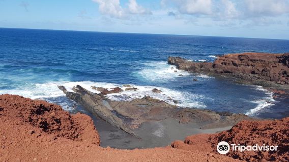 one-day tour to Lanzarote Volcano Park in Spain (Sanmao Island/Timanfaya/Volcano Caves)